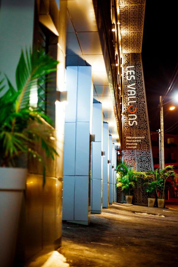 Hotel Les Vallons アビジャン エクステリア 写真